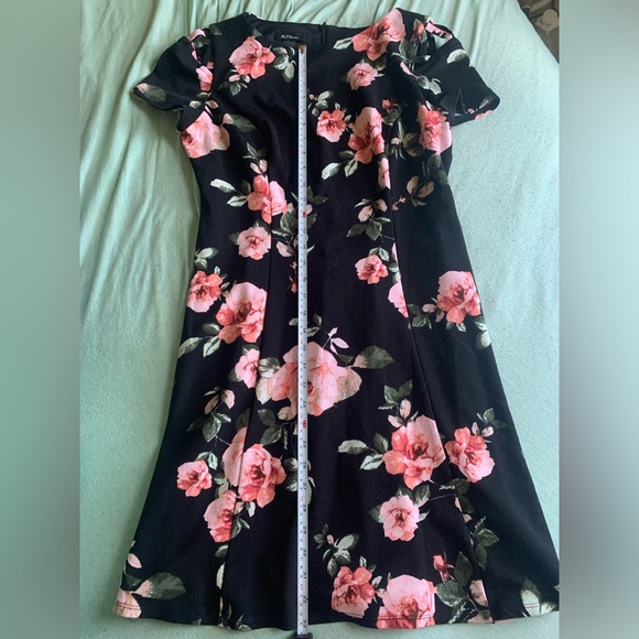 ALYX petite black dress with pink floral and shoulder cutout size 14P - Picture 6 of 11